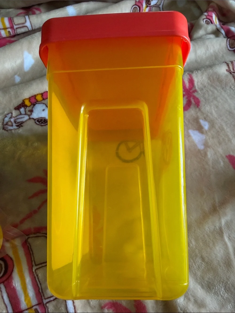 Kids Play-Doh 2014 Hasbro Toy Box Storage Bucket Animal Fruit Shape Accesories